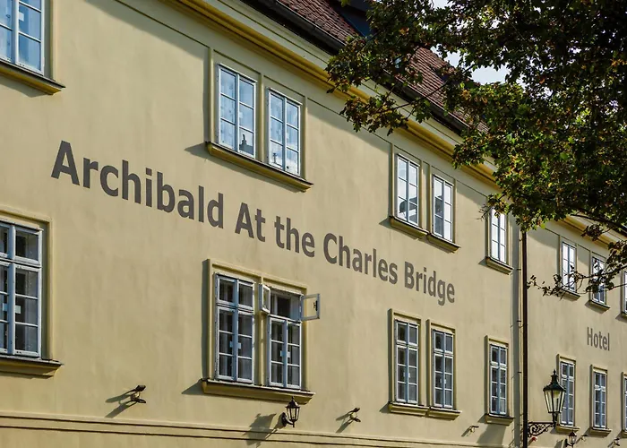Archibald At The Charles BridgeHotel Prag